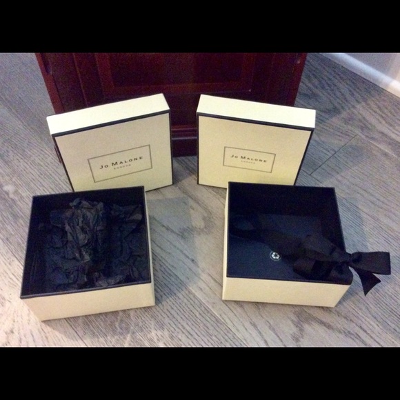JO MALONE Gift Boxes - Picture 2 of 7